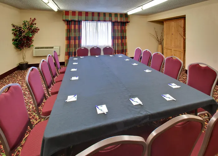Holiday Inn Express Chicago-Downers Grove By Ihg