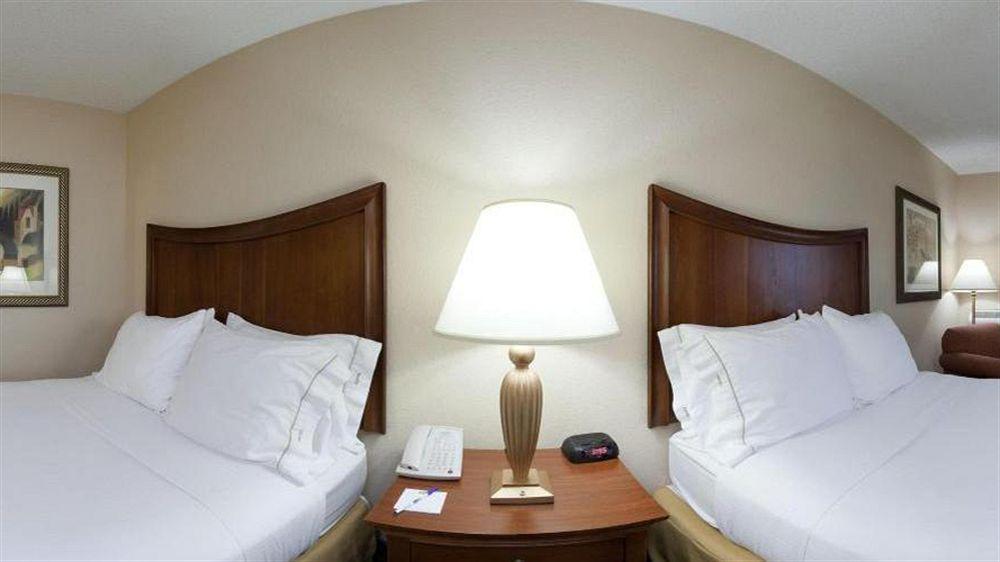 Hotel Express Chicago-downers Grove By Ihg