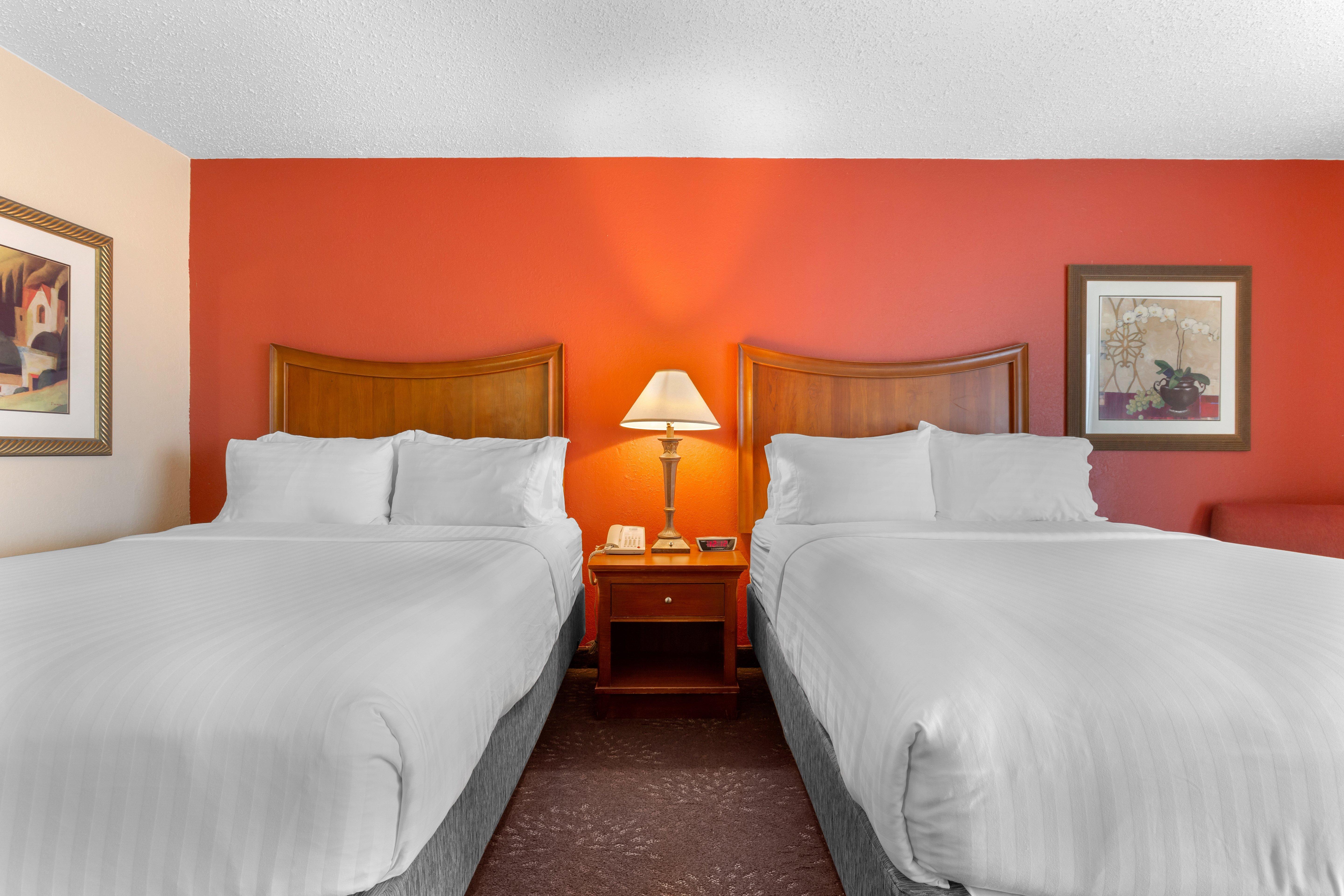 Express Chicago-downers Grove By Ihg 2* Downers Grove