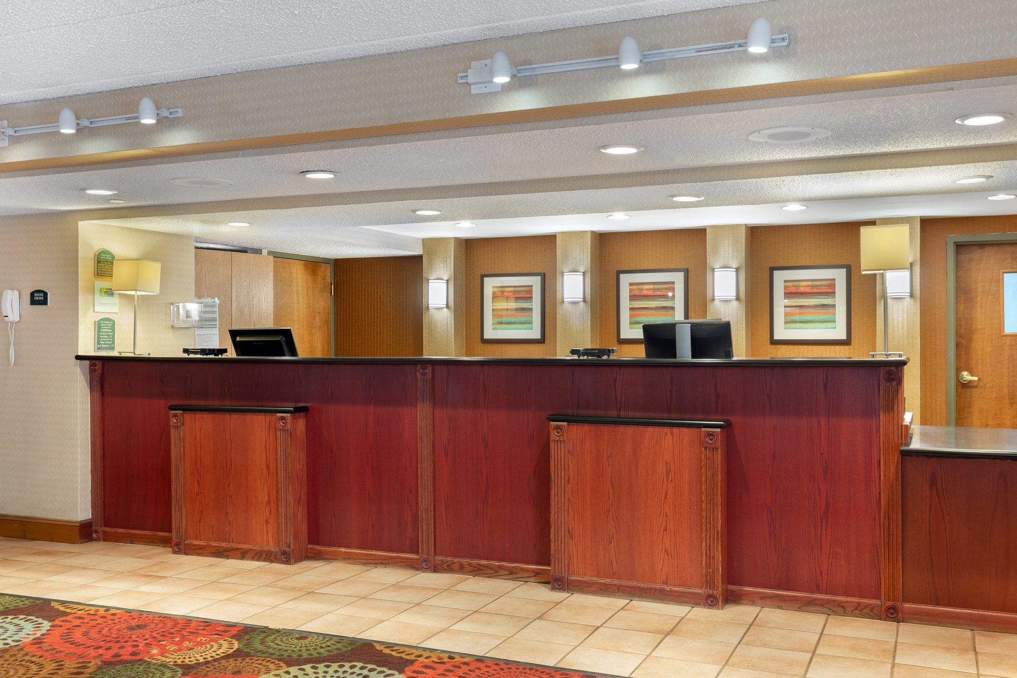 Express Chicago-downers Grove By Ihg