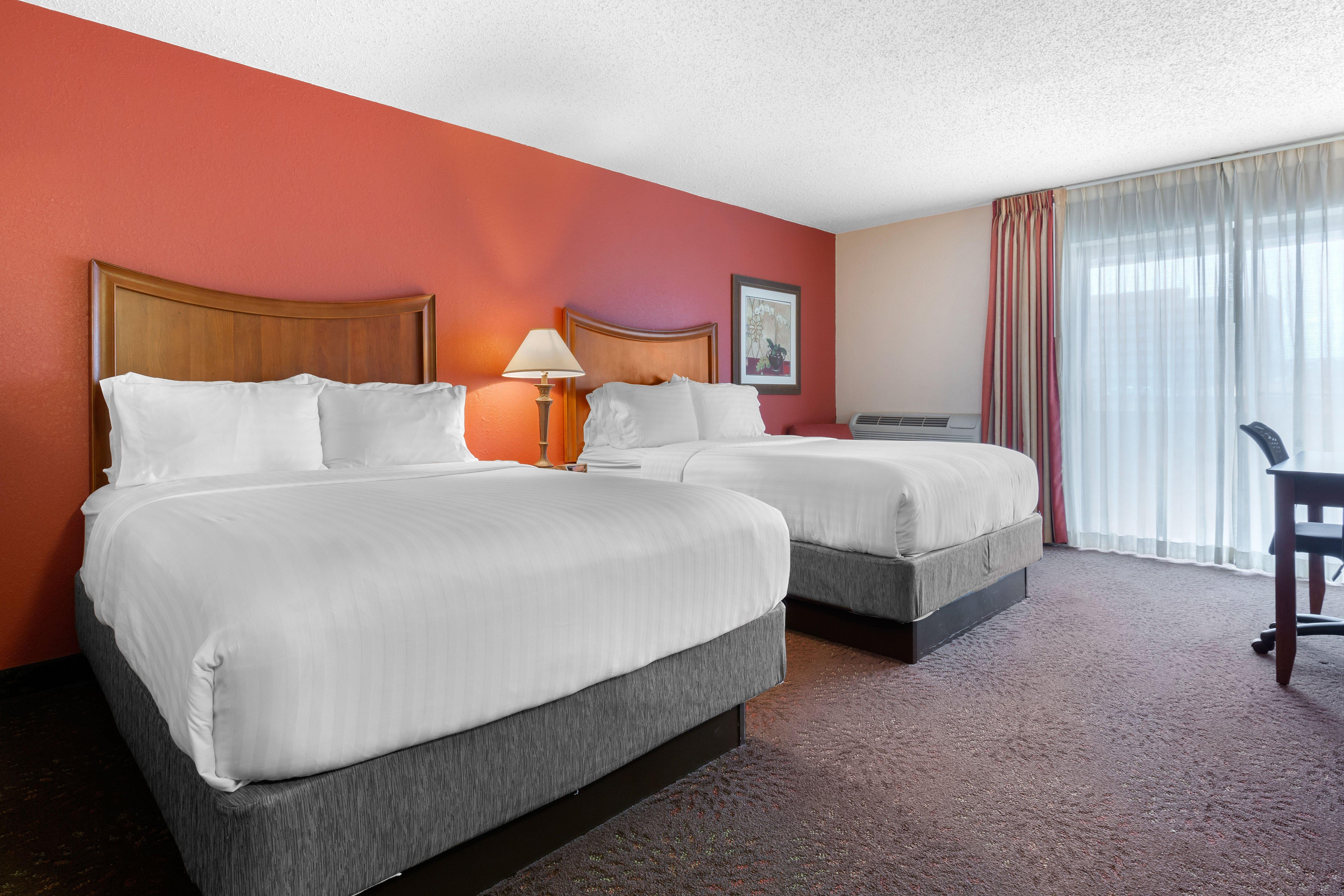 Express Chicago-downers Grove By Ihg Hotel Downers Grove