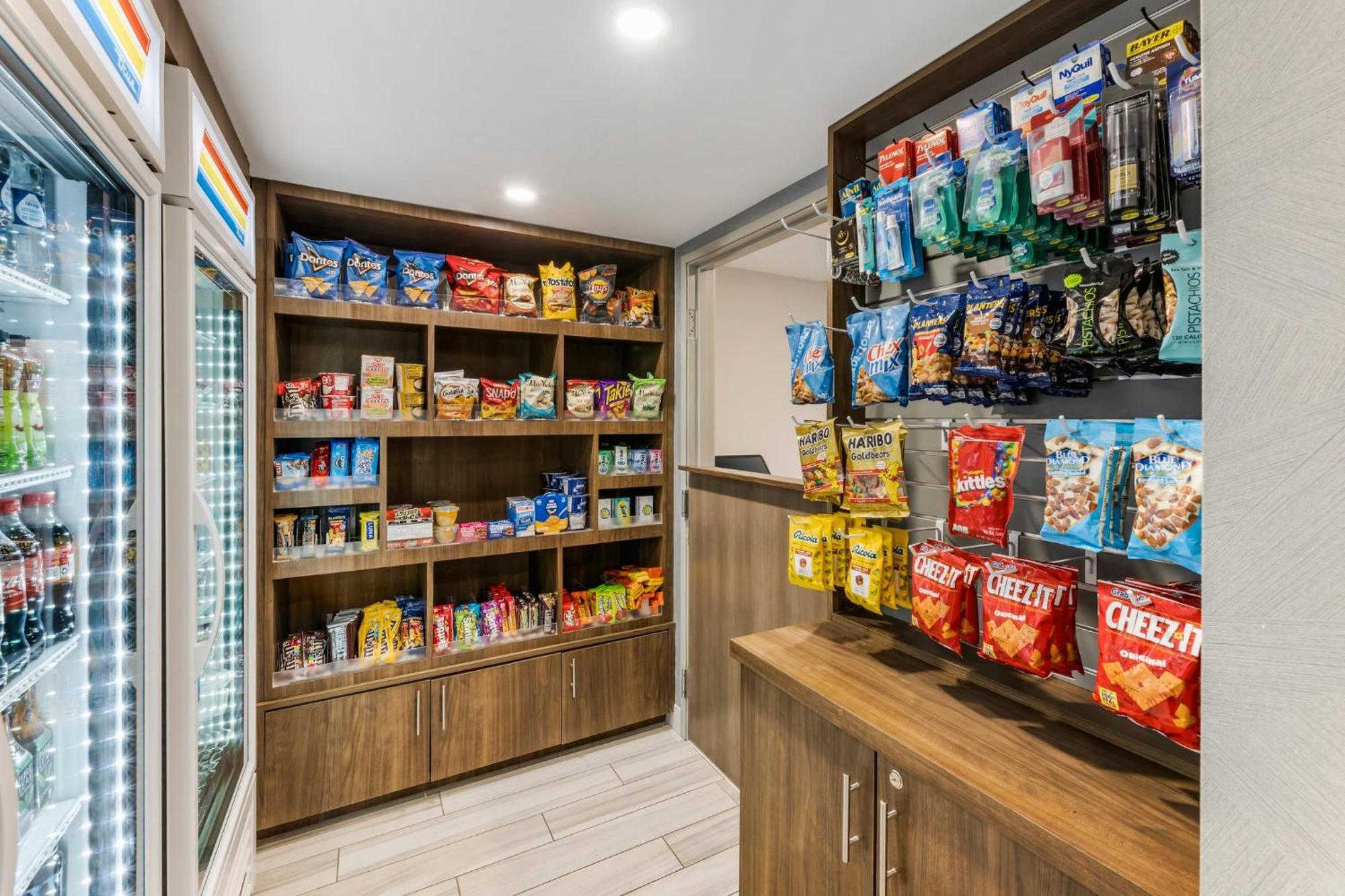 Express Chicago-downers Grove By Ihg Hotel