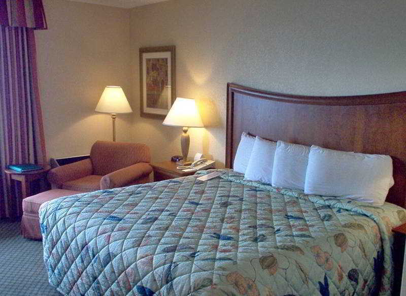 Hotel Express Chicago-downers Grove By Ihg Downers Grove