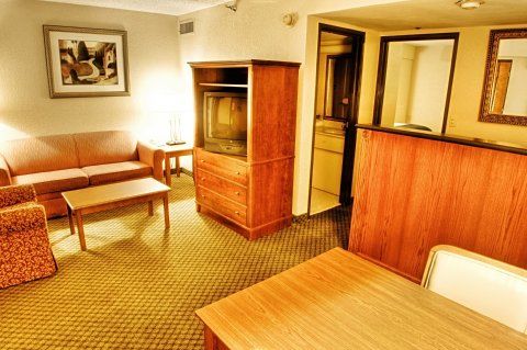 Hotel Express Chicago-downers Grove By Ihg