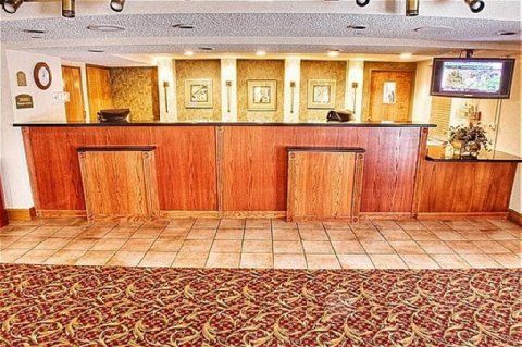 Express Chicago-downers Grove By Ihg 2* Downers Grove