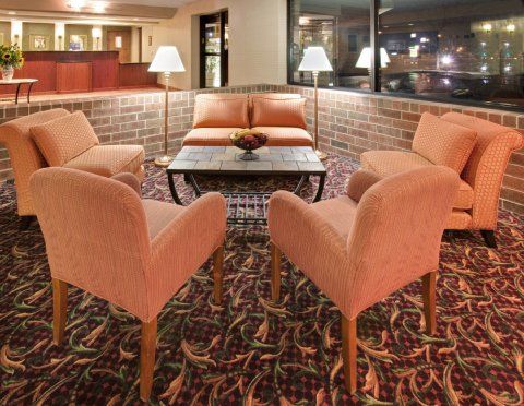 Express Chicago-downers Grove By Ihg Hotel Downers Grove