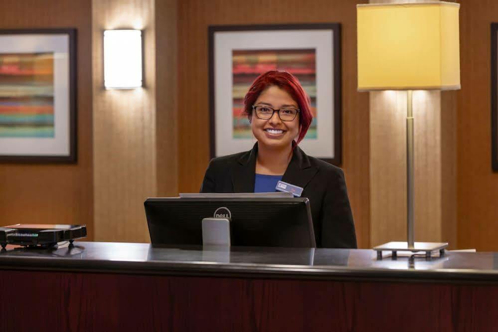 Express Chicago-downers Grove By Ihg Hotel Downers Grove